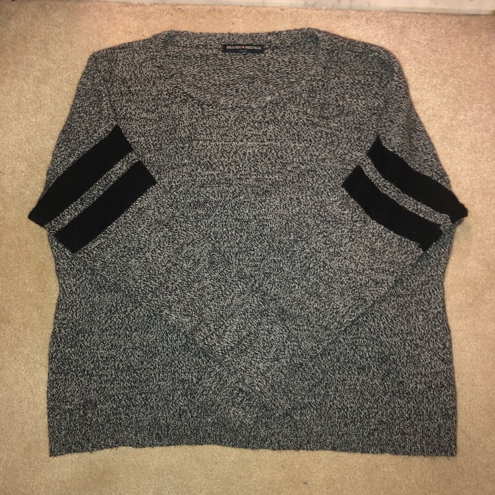 Brandy Melville Gray Knit Sweater